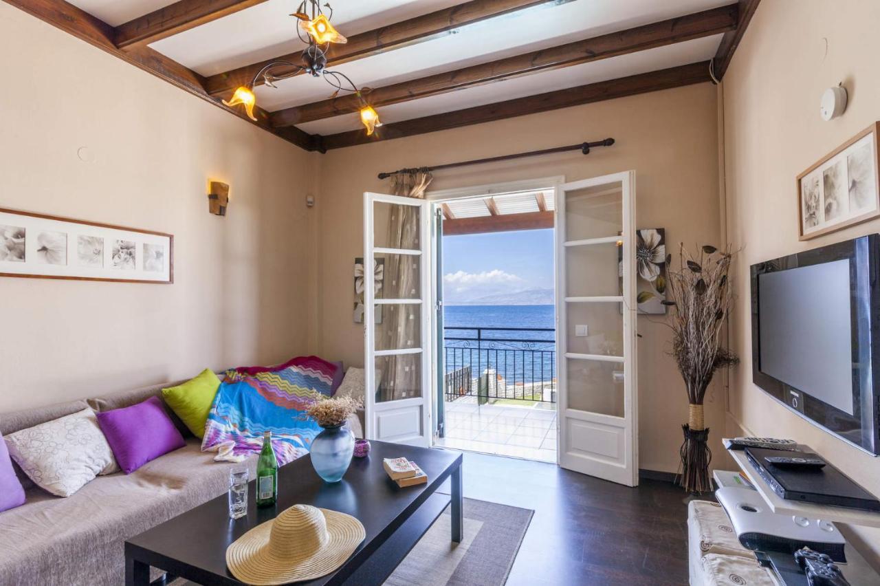 Villa Annie By Villa Plus Kassiopi Exteriör bild