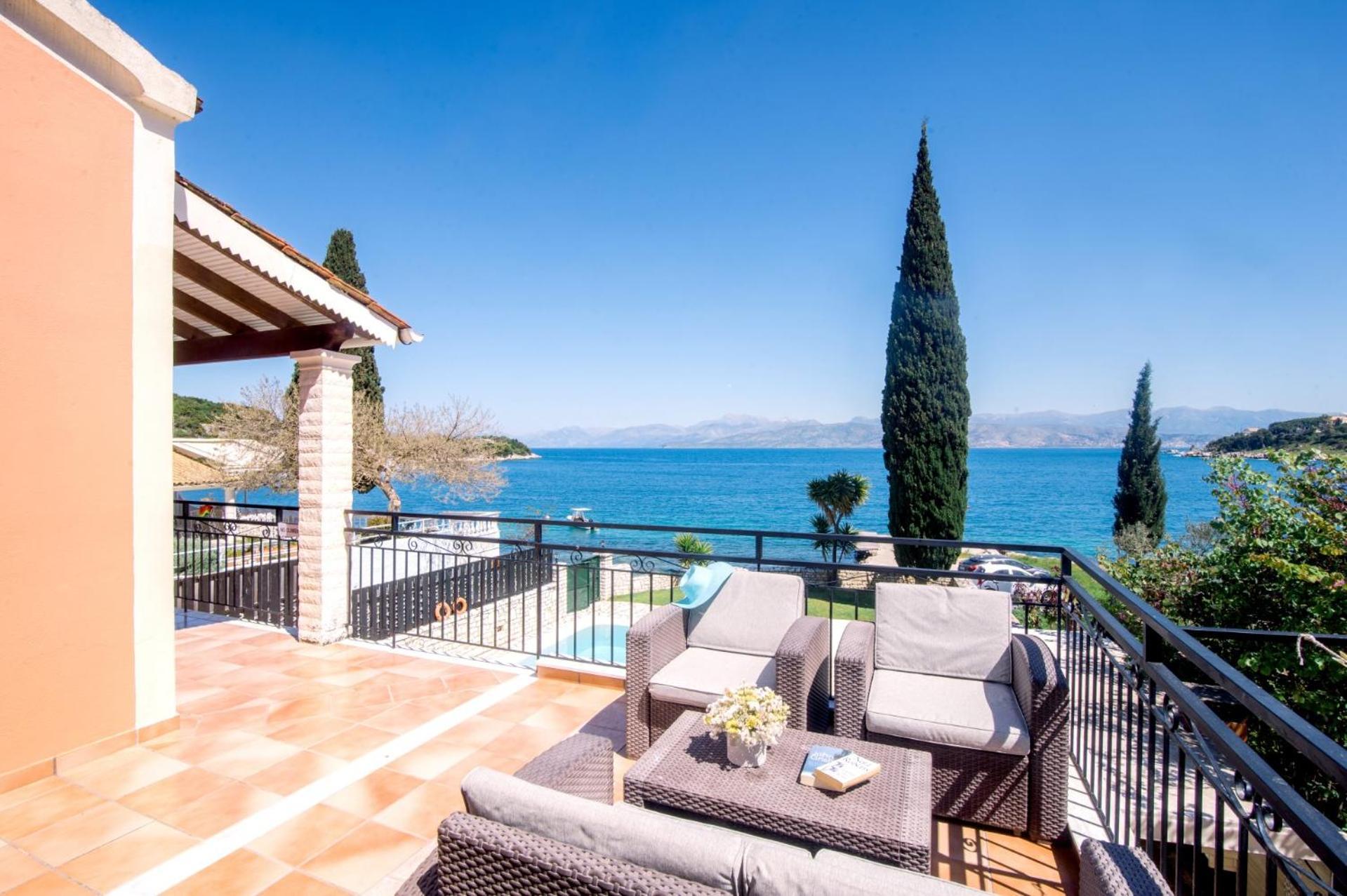 Villa Annie By Villa Plus Kassiopi Exteriör bild