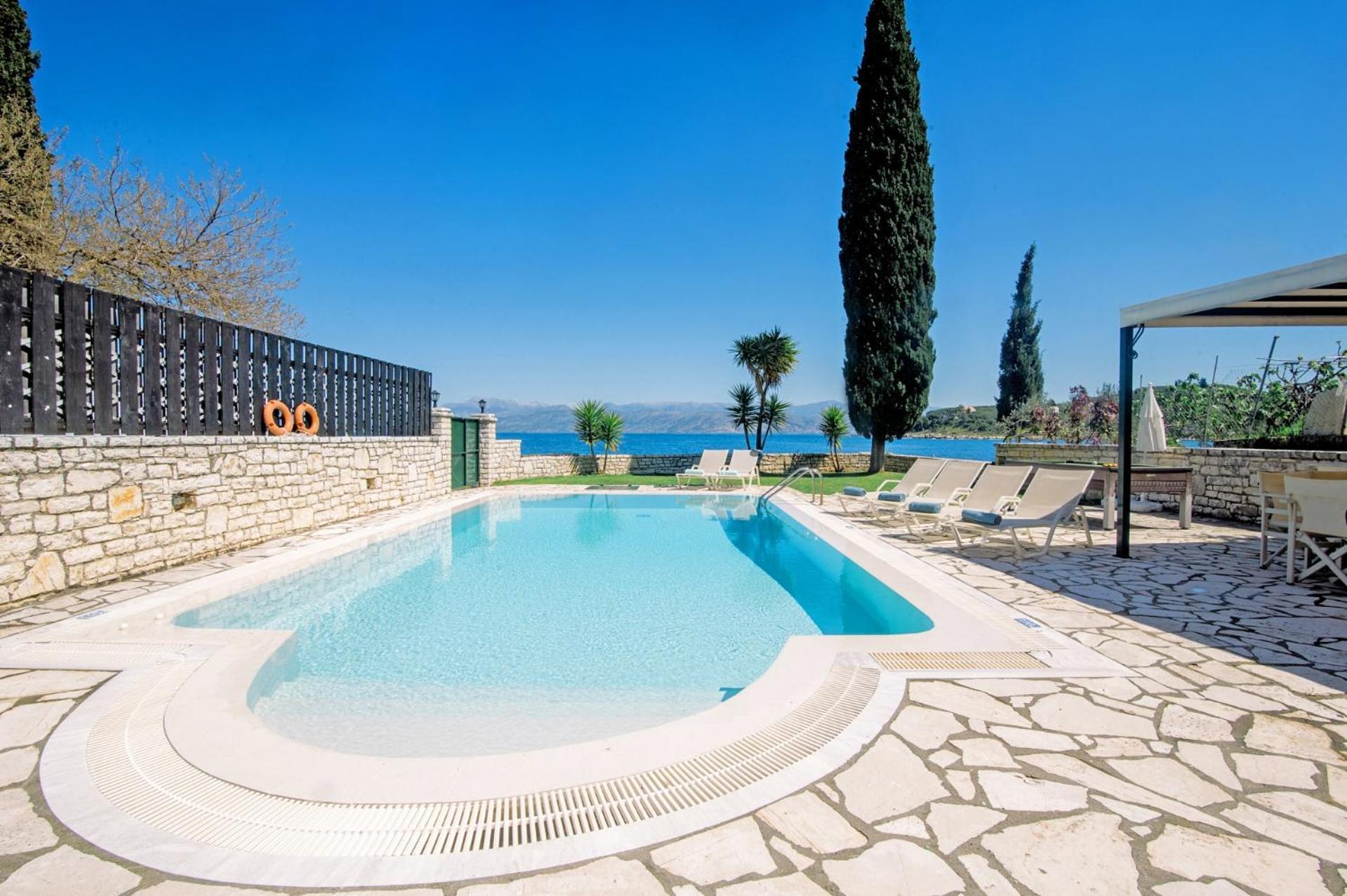 Villa Annie By Villa Plus Kassiopi Exteriör bild
